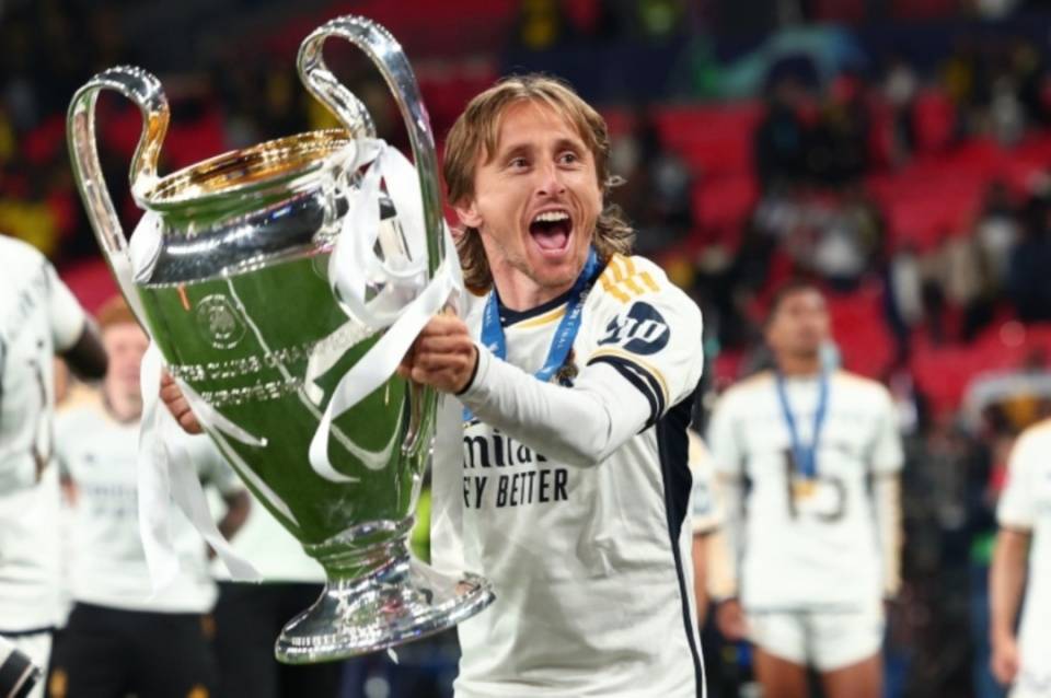 俄罗斯大胜克罗地亚，提前晋级欧洲杯