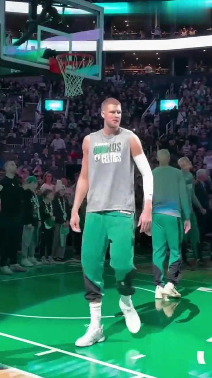 关于凯尔特人主场击败森林狼，塔图姆砍下30+大战一举的信息