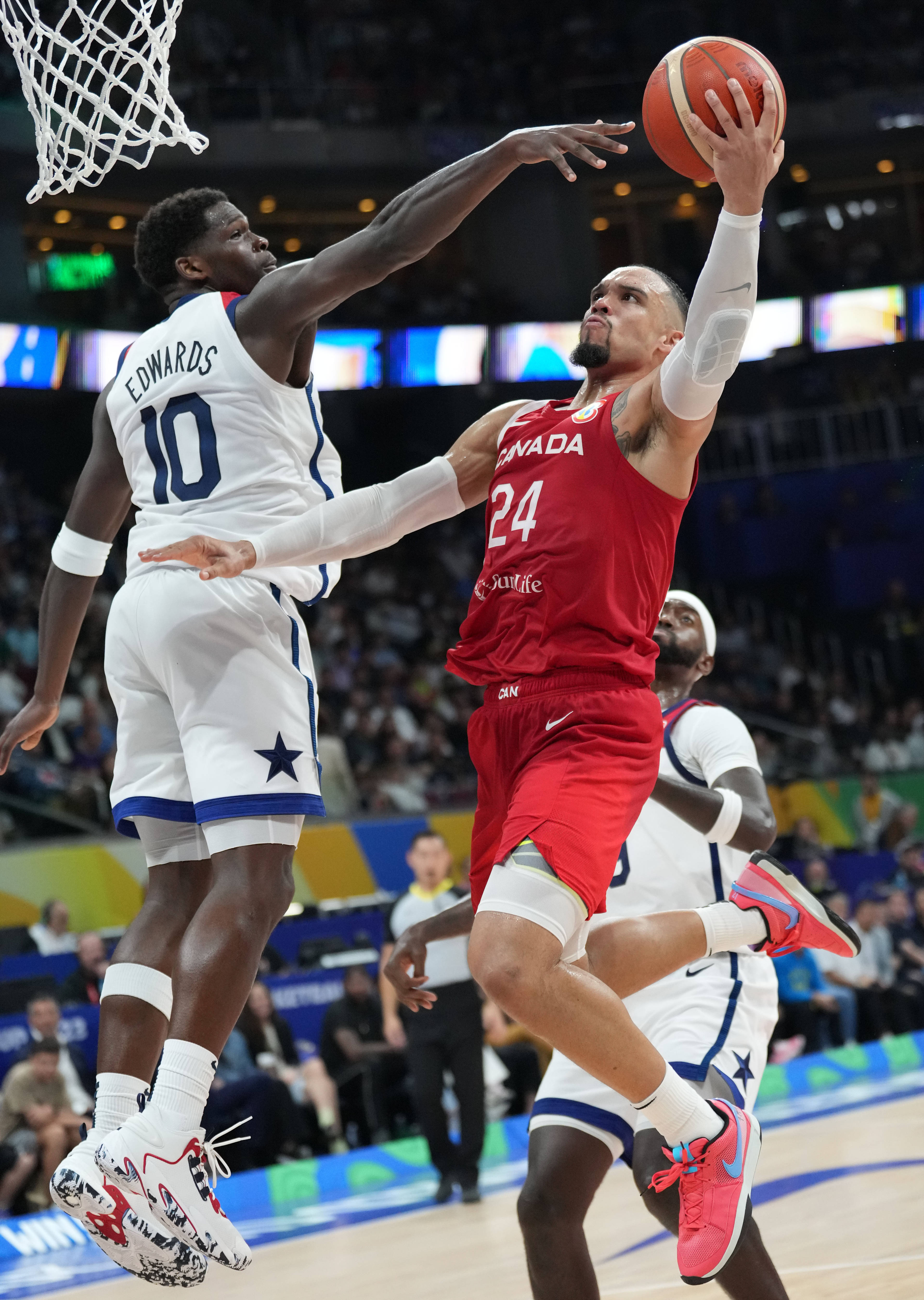 加拿大队在比赛中实力出众 加拿大队在比赛中实力出众