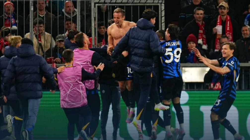 各路豪强在赛场上搏杀，展现出强大竞技实力的简单介绍