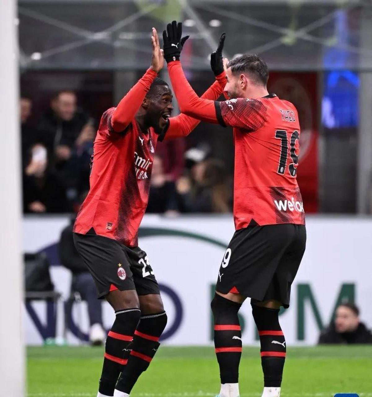 红军横扫米兰晋级欧战半决