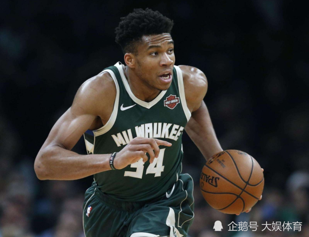 雄鹿队稳扎稳打，保持领先优势取得胜利的简单介绍